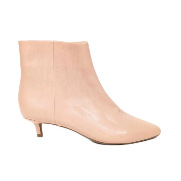 Taryn Rose Nora Booties sz 6 New Women Kitten Heel Boots Leather pointed toe - Picture 1 of 14